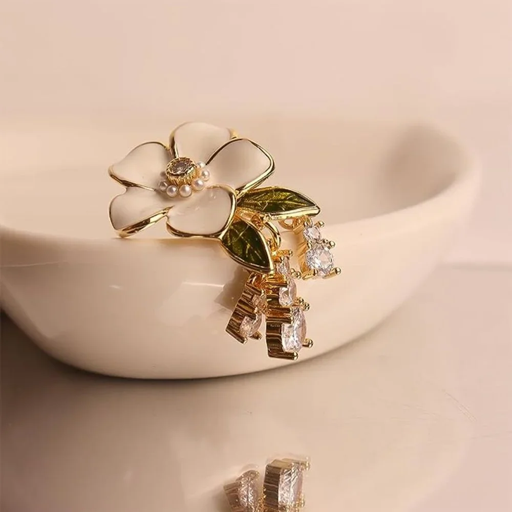 New! Anthro Fab Floral Tap Earrings